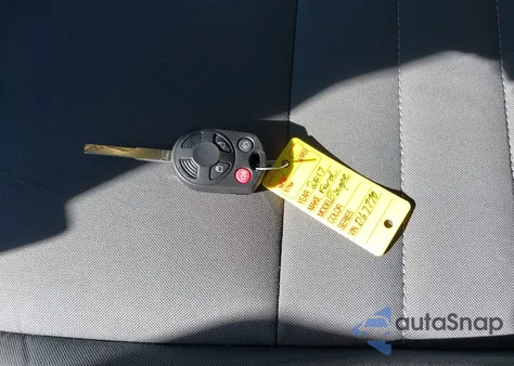 2017 Ford Escape S z USA, uszkodzony, nr VIN 1FMCU0F7XHUD67770